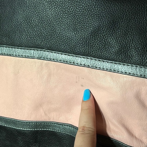 Vintage Unik Genuine Leather Coat - Picture 13 of 16